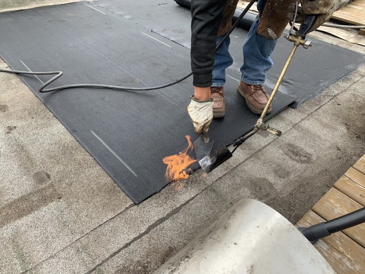 Gallery 127 Expert Super Seal Roofing & Tuckpointing