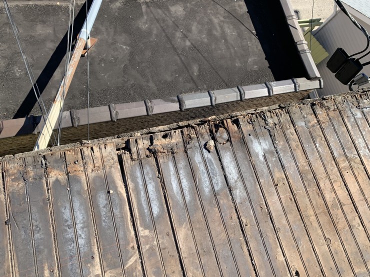 Gallery 84 Expert Super Seal Roofing & Tuckpointing