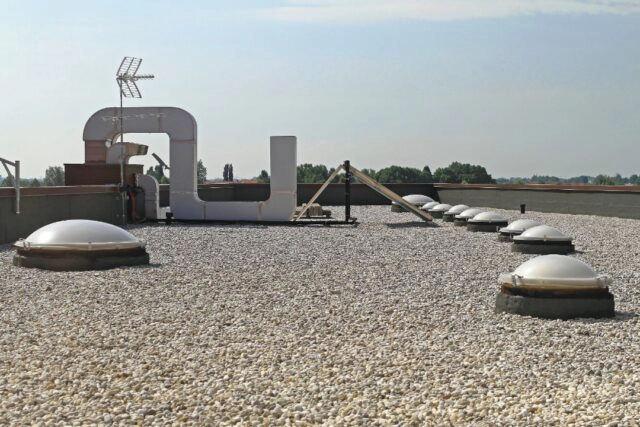 Commercial flat roof on a building in Wicker Park, Chicago