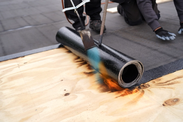 Flat roofing installation in Wicker Park, Chicago