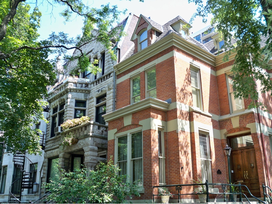 Roofing and tuckpointing company in Wicker Park, Chicago