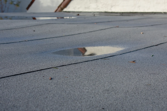 Flat roofing and tuckpointing contractor in Lincoln Square Chicago