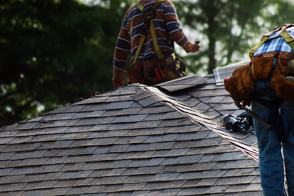 Roofing and tuckpointing contractors in Lincoln Square Chicago