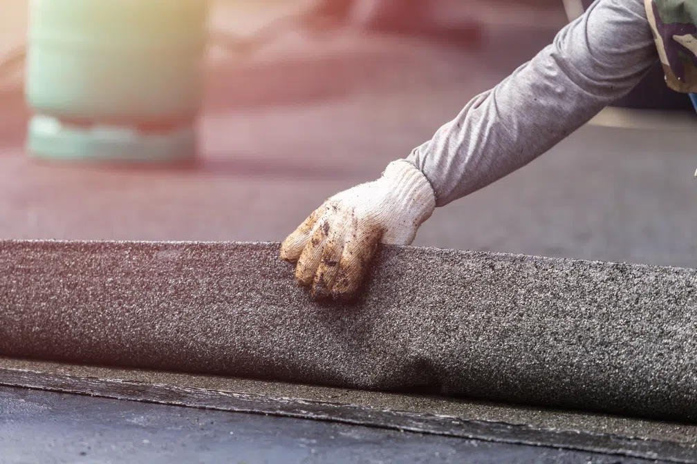 Flat roofing and tuckpointing contractors in Edgewater Chicago
