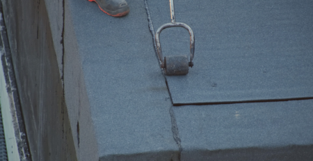 Flat roofing and tuckpointing contractor in Ravenswood Chicago