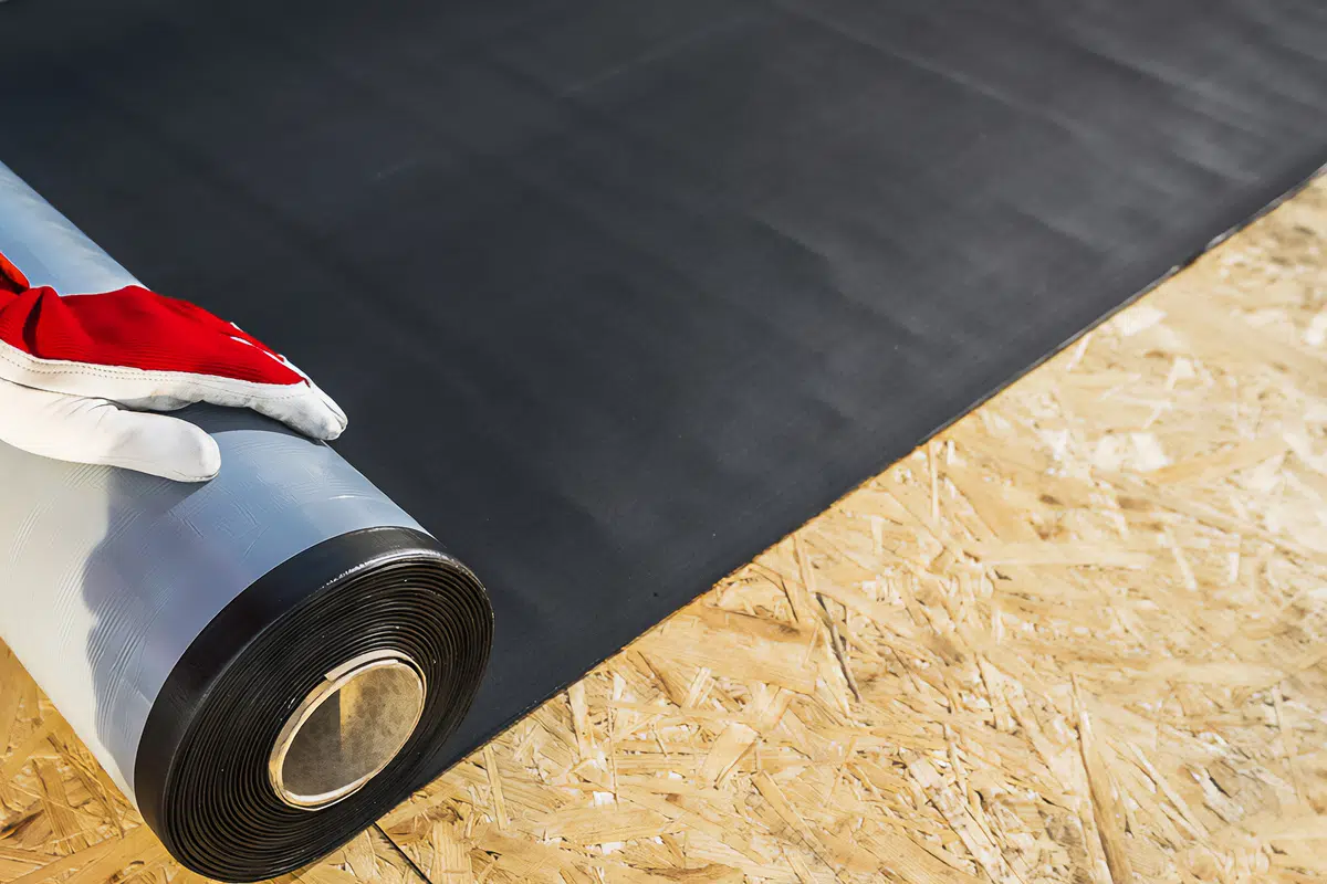Discover the Resilience of EPDM Roofs for Chicagoland Industrial Buildings