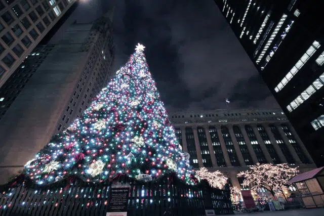 Celebrating the Festive Season: The Importance of Roofing and Tuckpointing in Chicago’s Winter Wonderland
