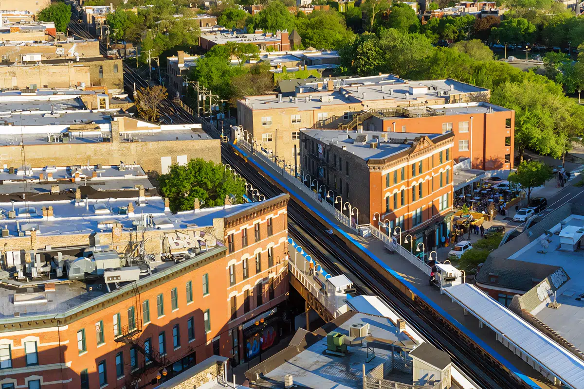 Understanding the Benefits of Professional Roofing and Tuckpointing in Chicago